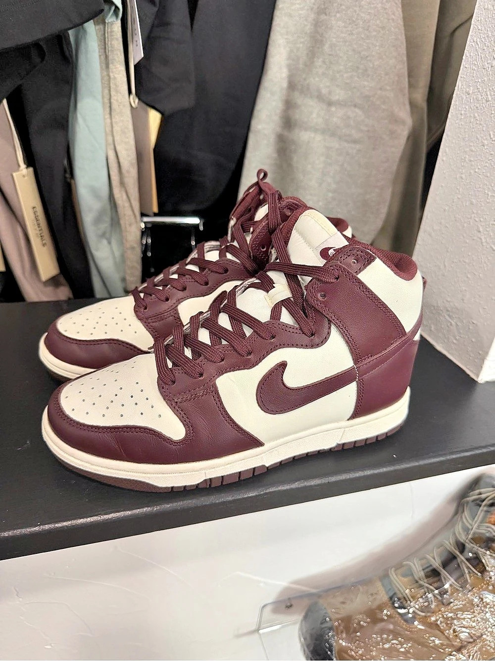 Nike Dunk High 'Burgundy Crush' White/Marooon - Size 7Y (Women's 8.5) - Used No